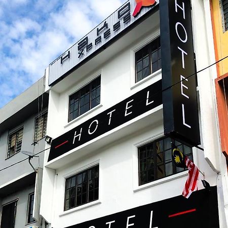 Hotel Hako Xpress Tmn Skudai Baru Extérieur photo