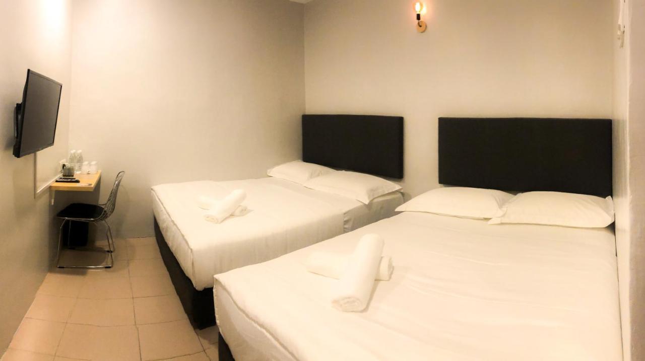Hotel Hako Xpress Tmn Skudai Baru Extérieur photo