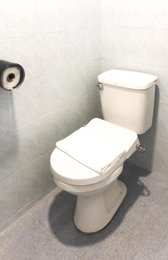 Hotel Hako Xpress Tmn Skudai Baru Extérieur photo